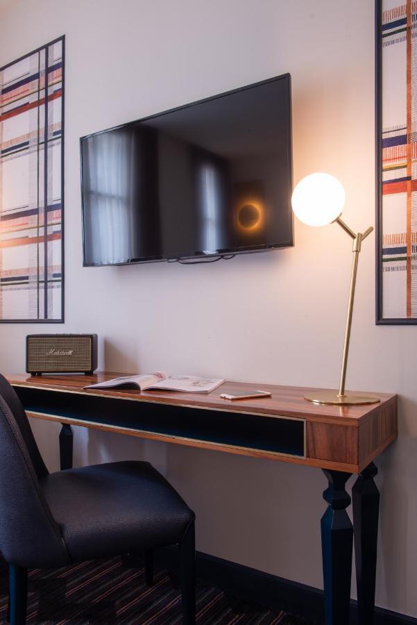 Mom'Art Hotel Paris Luaran gambar