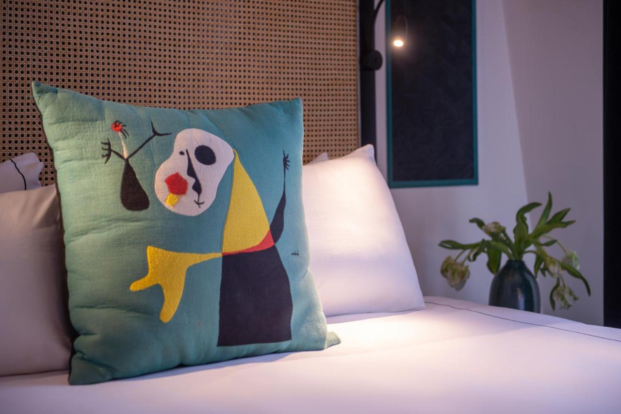 Mom'Art Hotel Paris Luaran gambar