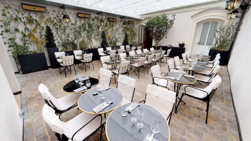Mom'Art Hotel Paris Restoran gambar